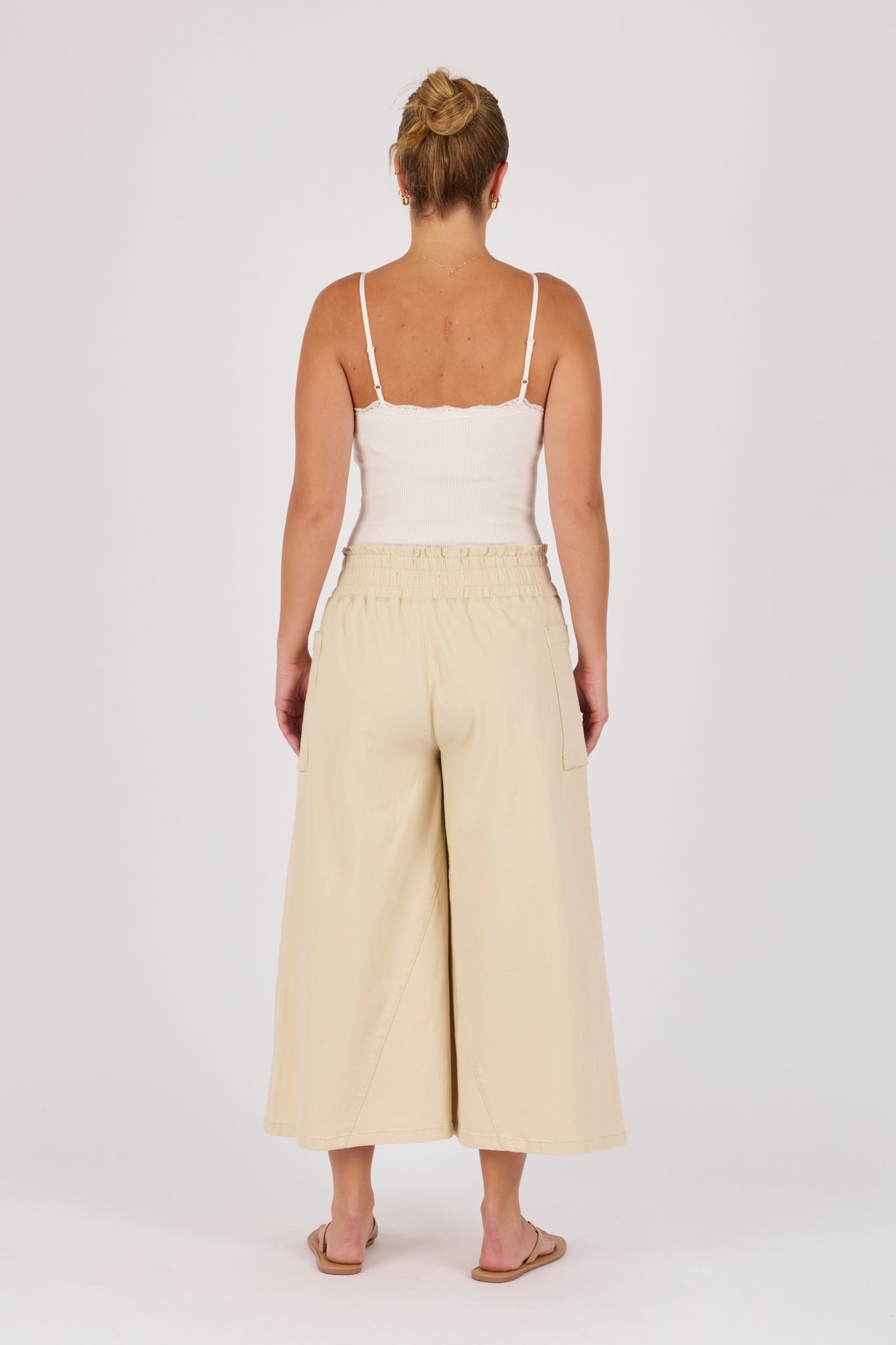 One Ten Willow Patch Pocket Wide Leg Jean - Ecru
