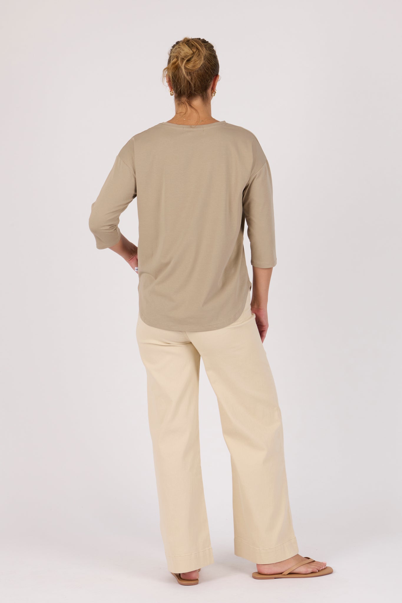 One Ten Willow 3/4 Sleeve Tee - Sage Dandelion