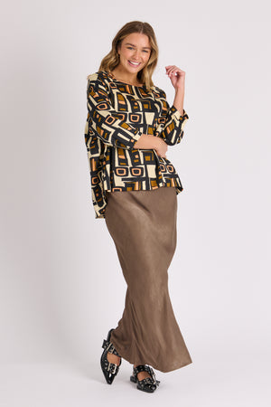 Ellis and Dewey Boxy Scoop Hem Top - Olive Geometric