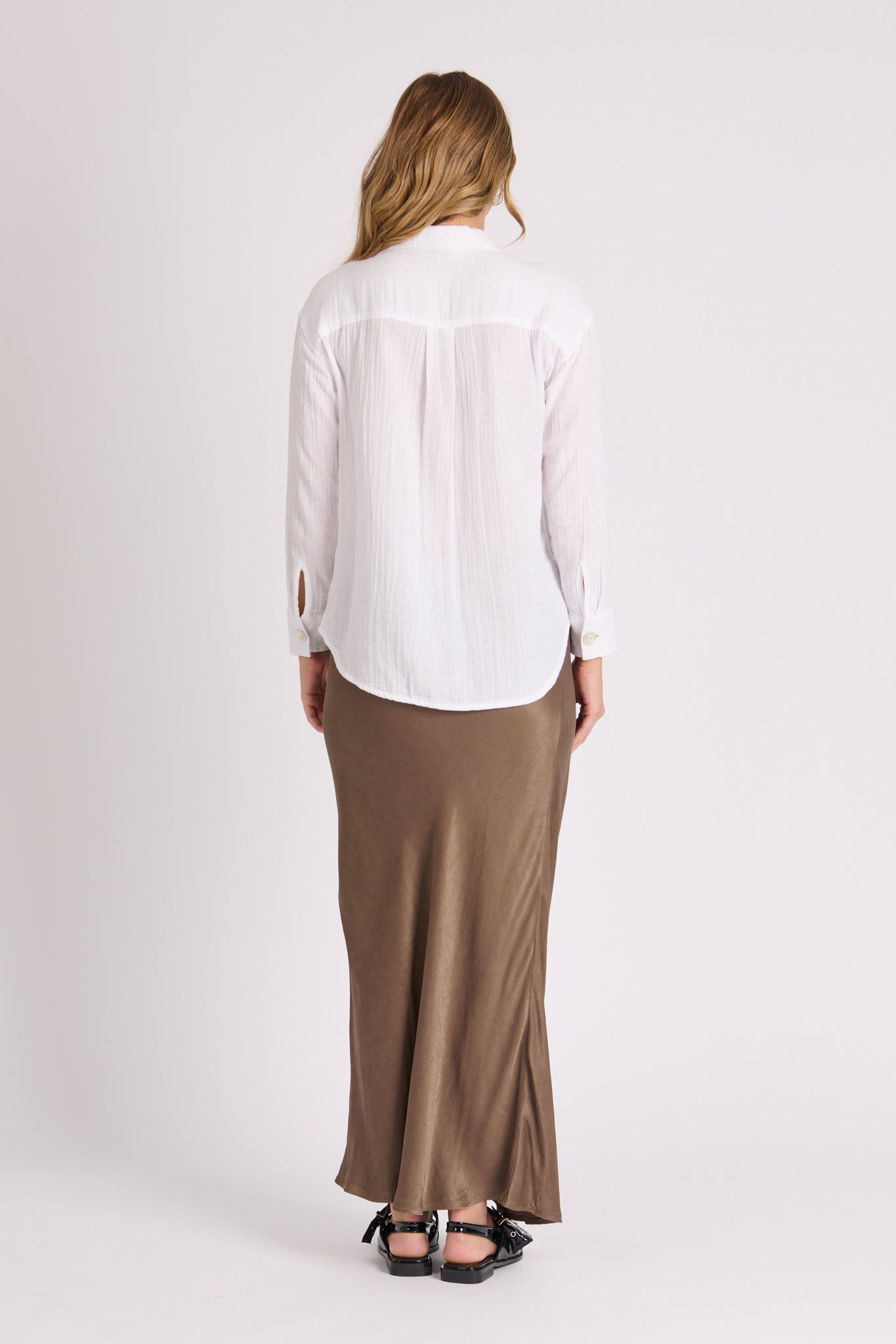 Ellis and Dewey Scoop Hem Shirt - White