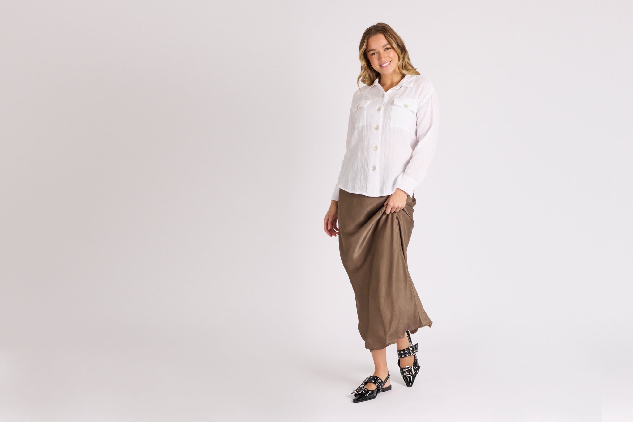 Ellis and Dewey Scoop Hem Shirt - White