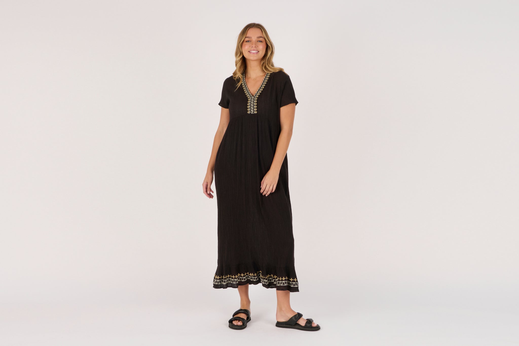 Ellis and Dewey V Neck Maxi Dress - Black
