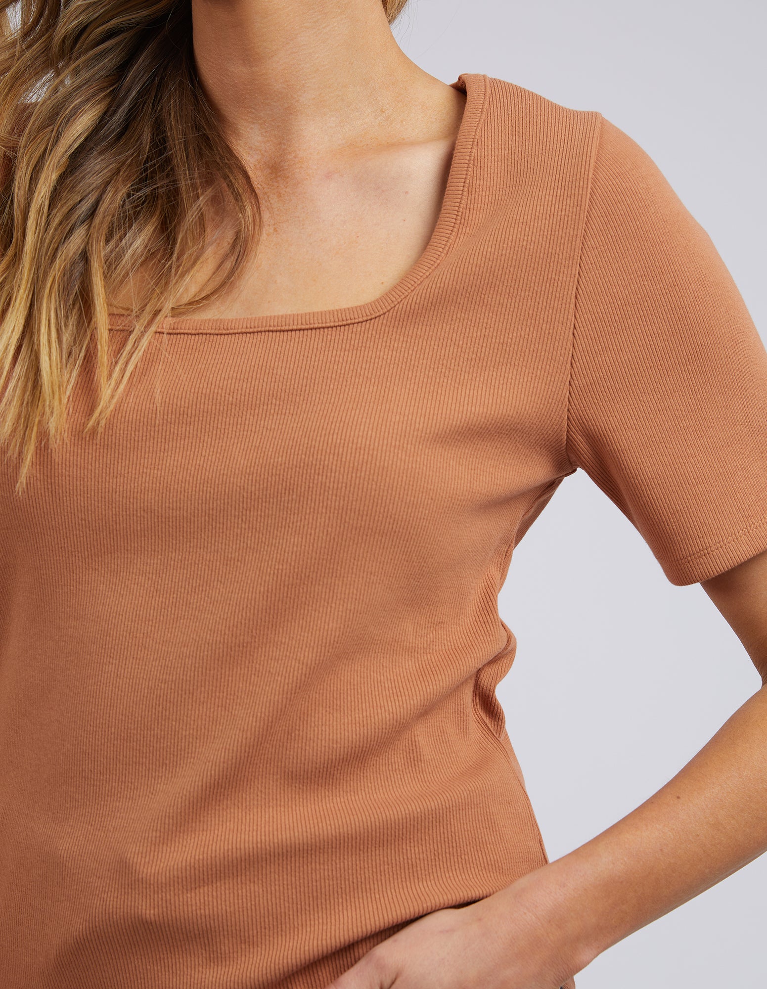 Foxwood Emmy Rib Tee - Latte