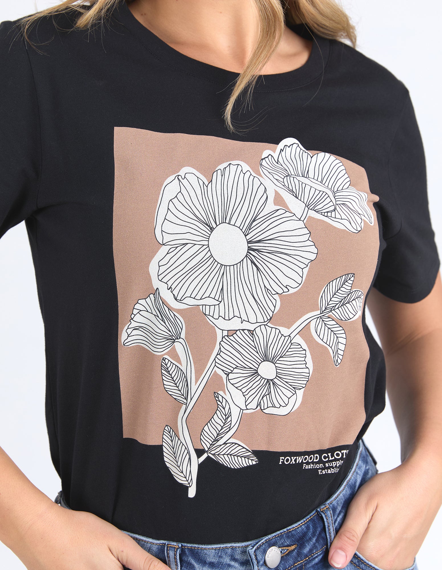 Foxwood Flower Block Tee - Black