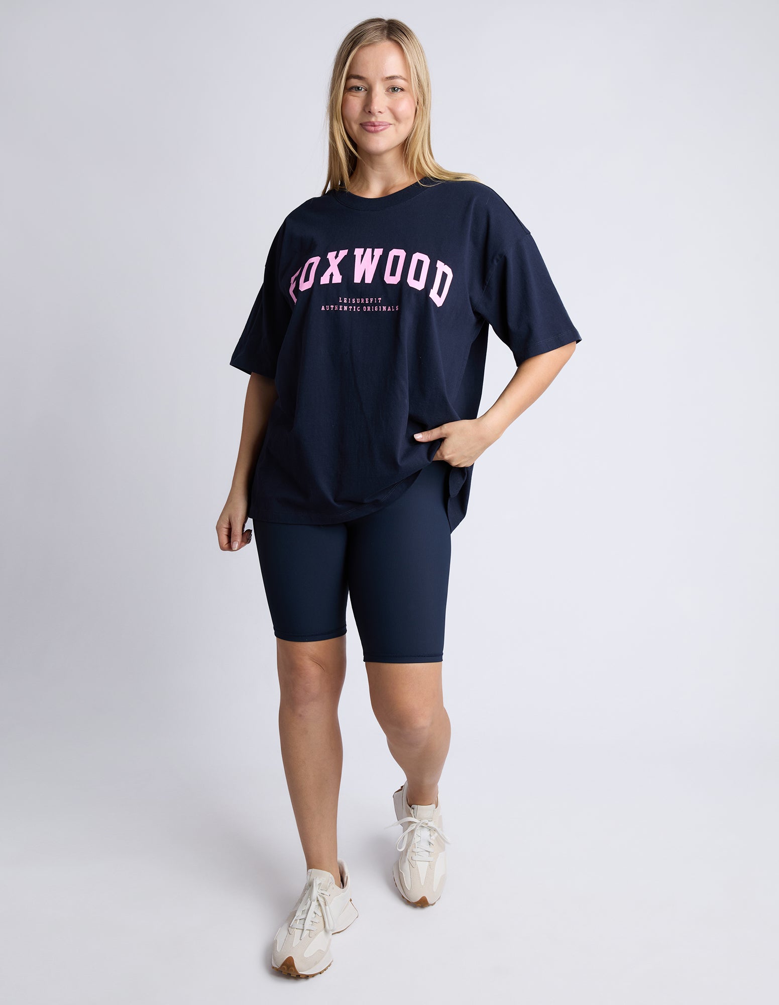 Foxwood Interval Tee - Navy/Neon Pink