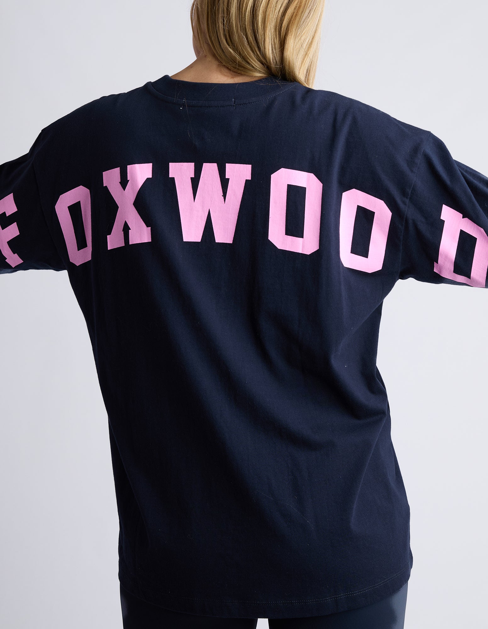 Foxwood Interval Tee - Navy/Neon Pink