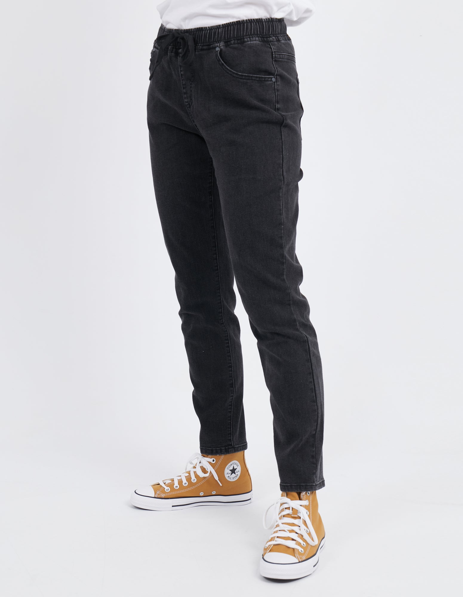 Foxwood Juliette Jogger Jean - Washed Black